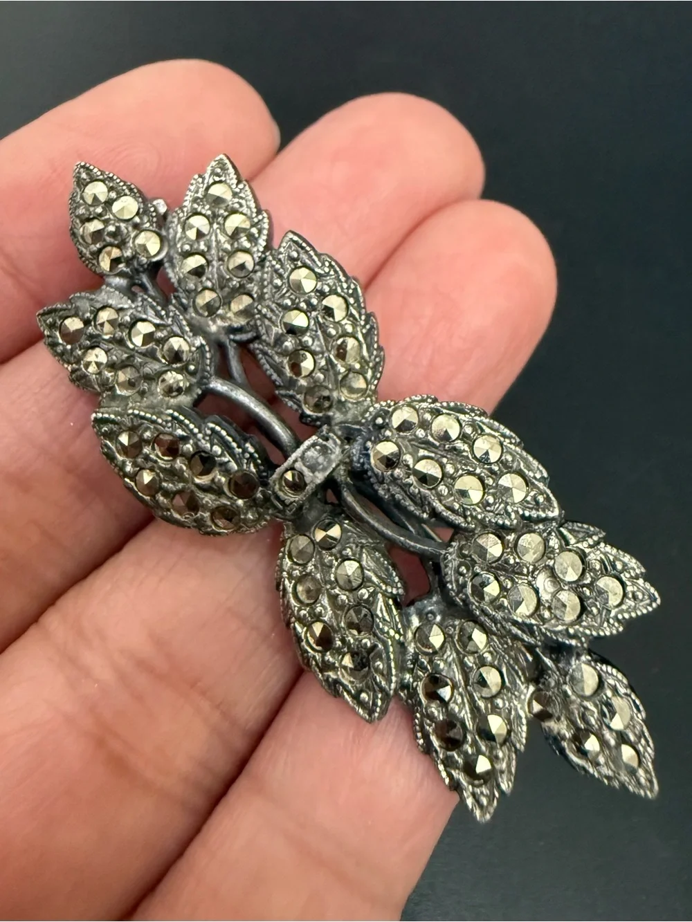 Vintage Unsigned Art Deco Marcasite Floral Leaf Brooch